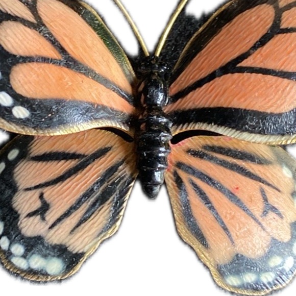 WEISS Rare Vintage Monarch Butterfly Brooch - Picture 2 of 7